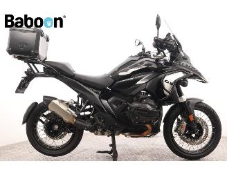 krockskadad bil motor BMW R 1300 GS Triple Black 2023/10