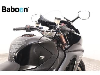 Suzuki GSX-R 1000  picture 10