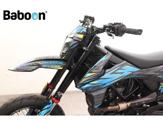 KTM 690 SMC -R picture 17