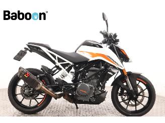 skadebil motor KTM 390 Duke ABS 2022/6