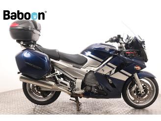 krockskadad bil auto Yamaha FJR 1300 A 2008/1