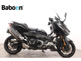 krockskadad bil motor Yamaha  T-Max Tech Max 560 ABS 2023/10