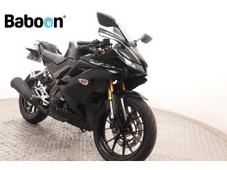 Yamaha  YZF-R 125 picture 2