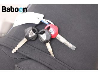 Yamaha MT-10 ABS picture 25