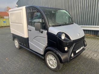 Vaurioauto  microcars Aixam  D-Truck 400 Van 45KM 2023/7