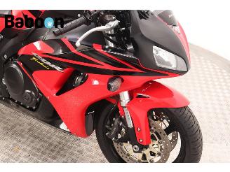 Honda CBR 1000 RR Fireblade picture 14