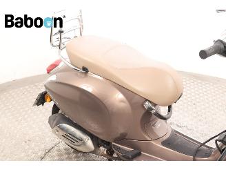 Vespa  Primavera 45KM picture 10