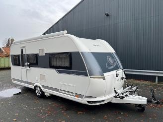 krockskadad bil caravan Hobby  Prestige 495 UL enkele bedden 2016/6