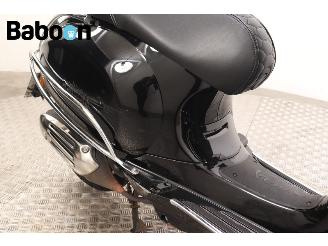 Vespa  Sprint 25KM picture 13