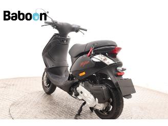 Piaggio  Zip 45KM picture 6
