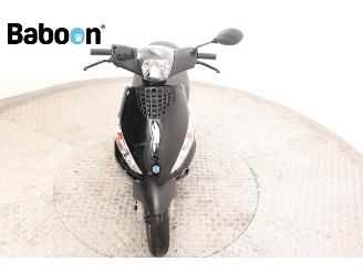 Piaggio  Zip 45KM picture 15