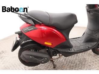 Piaggio  Zip 45KM picture 12