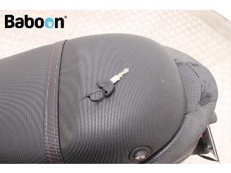 Piaggio  Zip 45KM picture 17