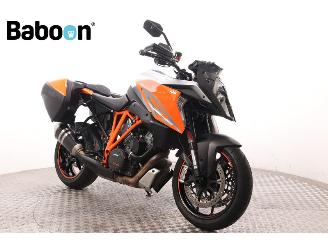 KTM  1290 Super Duke GT picture 2