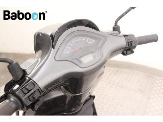 Vespa  Sprint 25KM picture 18