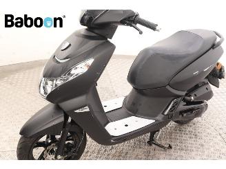 Peugeot  Kisbee Black Edition picture 16