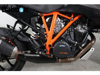 KTM  1290 Super Duke GT ABS picture 11