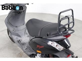 Piaggio  Zip 25KM picture 14