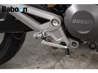Ducati  Monster 696 picture 13