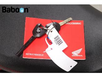 Honda  CBR 650 R picture 23