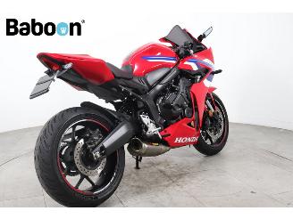 Honda  CBR 650 R picture 2