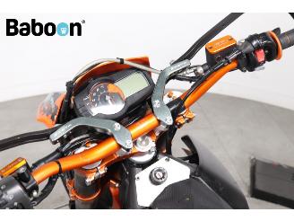 KTM 690 SMC  picture 18