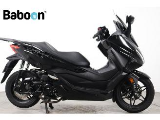 krockskadad bil motor Honda  NSS 350 Forza 2024/3