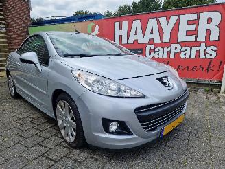 krockskadad bil auto Peugeot 207 207cc 1.6 16v T-sport 2008/2