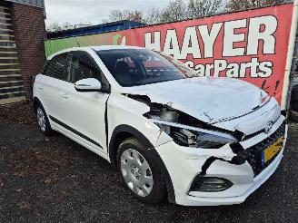 krockskadad bil auto Hyundai I-20 1.0 t-gdi comfort 2019/4