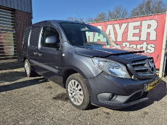 skadebil bedrijf Mercedes Citan 111cdi blueEfficieny 2017/2
