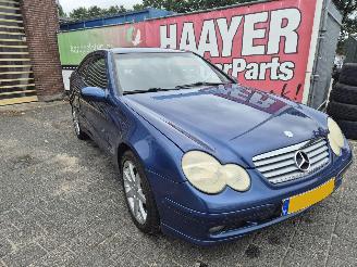Auto incidentate Mercedes C-klasse sportcoupe 180 2002/4