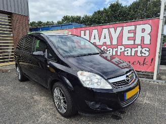 krockskadad bil auto Opel Zafira 1.8 temptation 7 persoons 2008/3