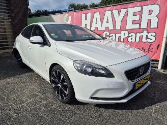 Avarii autoturisme Volvo V-40 1.6 d2 kinetic 2013/8