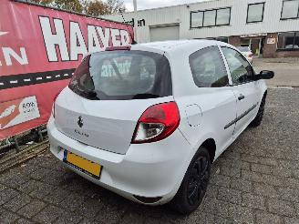 Renault Clio 1.2 acces AIRCO picture 3