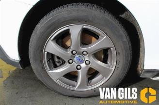 Volvo V-40  picture 9