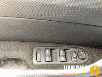 Peugeot 308 308 (4A/C), Hatchback, 2007 / 2015 1.6 16V THP 150 picture 16