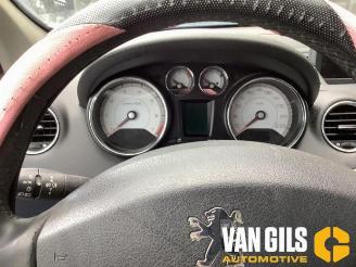 Peugeot 308 308 (4A/C), Hatchback, 2007 / 2015 1.6 16V THP 150 picture 17