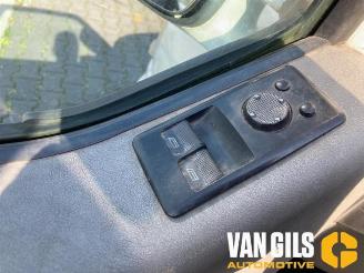 demontáž osobní automobily Volkswagen Transporter Transporter/Caravelle T4, Bus, 1990 / 2003 2.5 TDI 2001/10