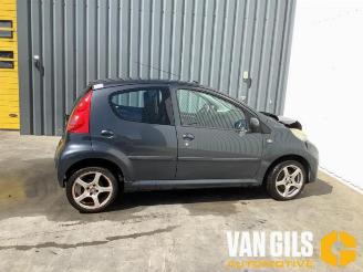 Peugeot 107 107, Hatchback, 2005 / 2014 1.0 12V picture 5