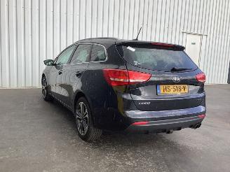 Kia Cee d  picture 5