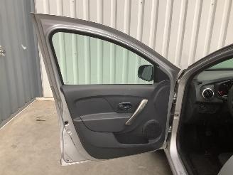Dacia Logan  picture 10