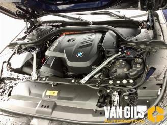 BMW 5-serie 5 serie (G60), Sedan, 2023 530e 2.0 TwinPower Turbo 16V picture 16