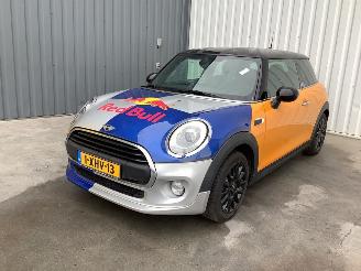 Mini Cooper 1.5L picture 3