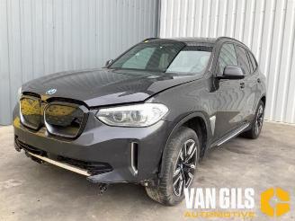 Auto da rottamare BMW iX3 iX3, SUV, 2020 80 kWh 2021/7