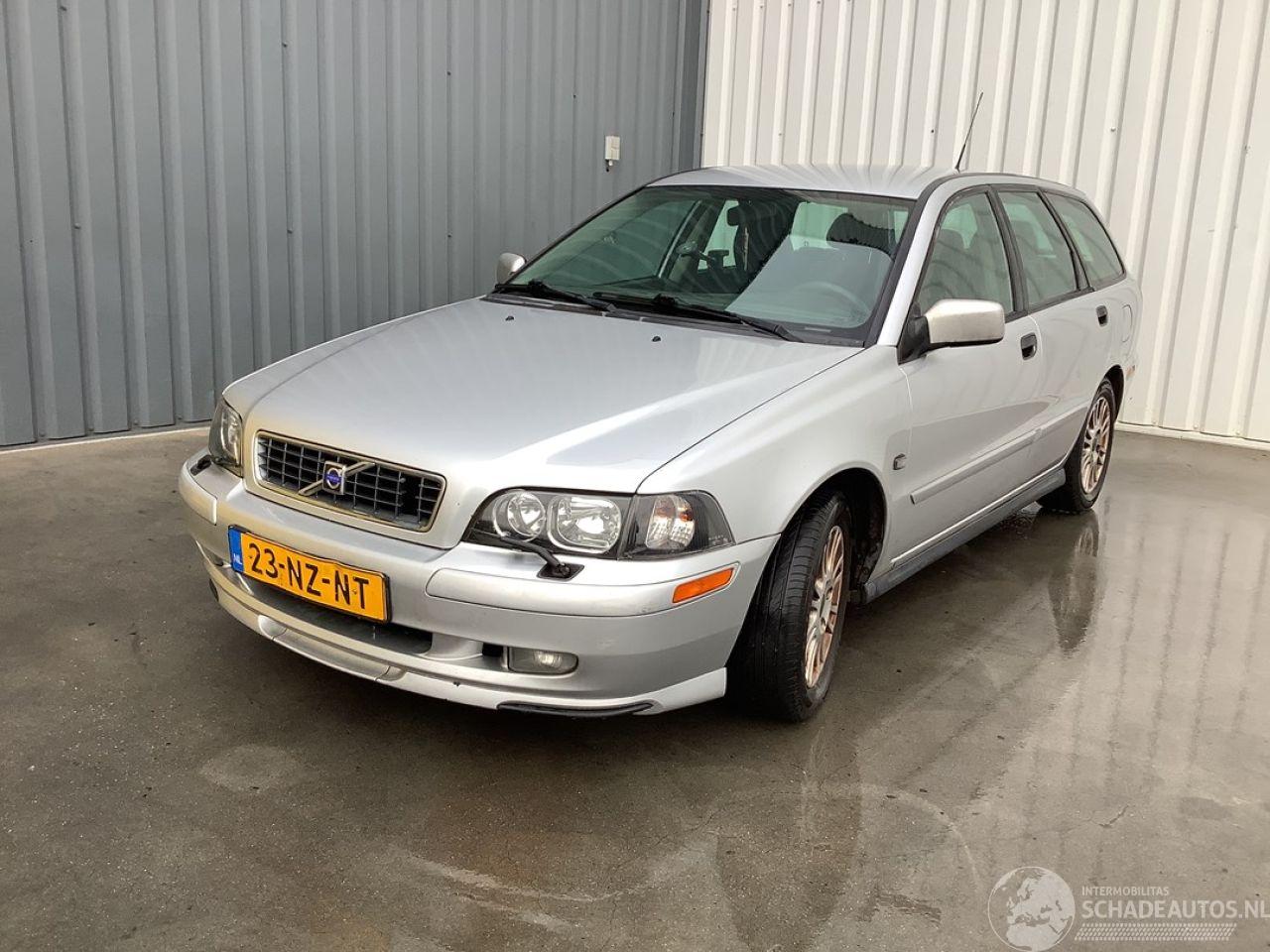 Volvo V-40 1.8 benzine, 122pk1.8 16V Combi/o  Benzine 1.783cc 90kW (122pk) FWD 1999-03/2004-06  B4184S2