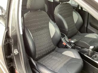 Peugeot 2008  picture 15