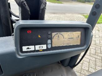 Jungheinrich  EFG 220 330ZZ picture 10