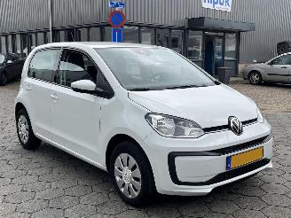 Volkswagen Up! 1.0 BMT move up! picture 4