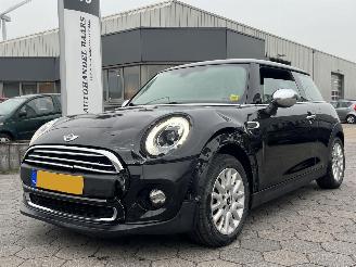 Vaurioauto  passenger cars Mini One One Salt Business 2015/11