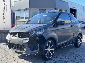skadebil brommobiel Aixam  e Coupé Premium 2023/8